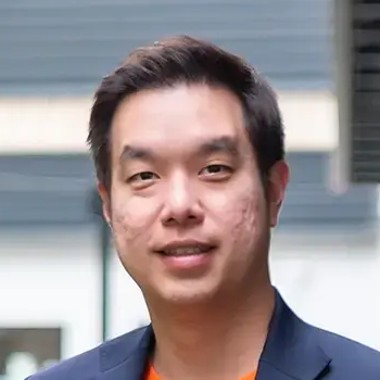Face of Evolt CEO Poonpat Loharjun