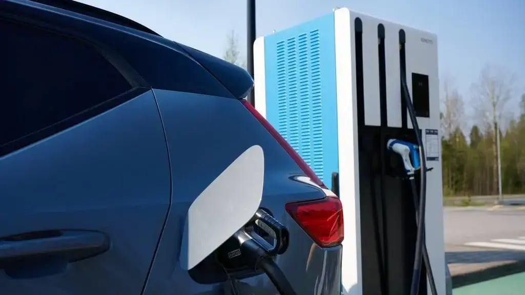 Car charging at fast DC charger